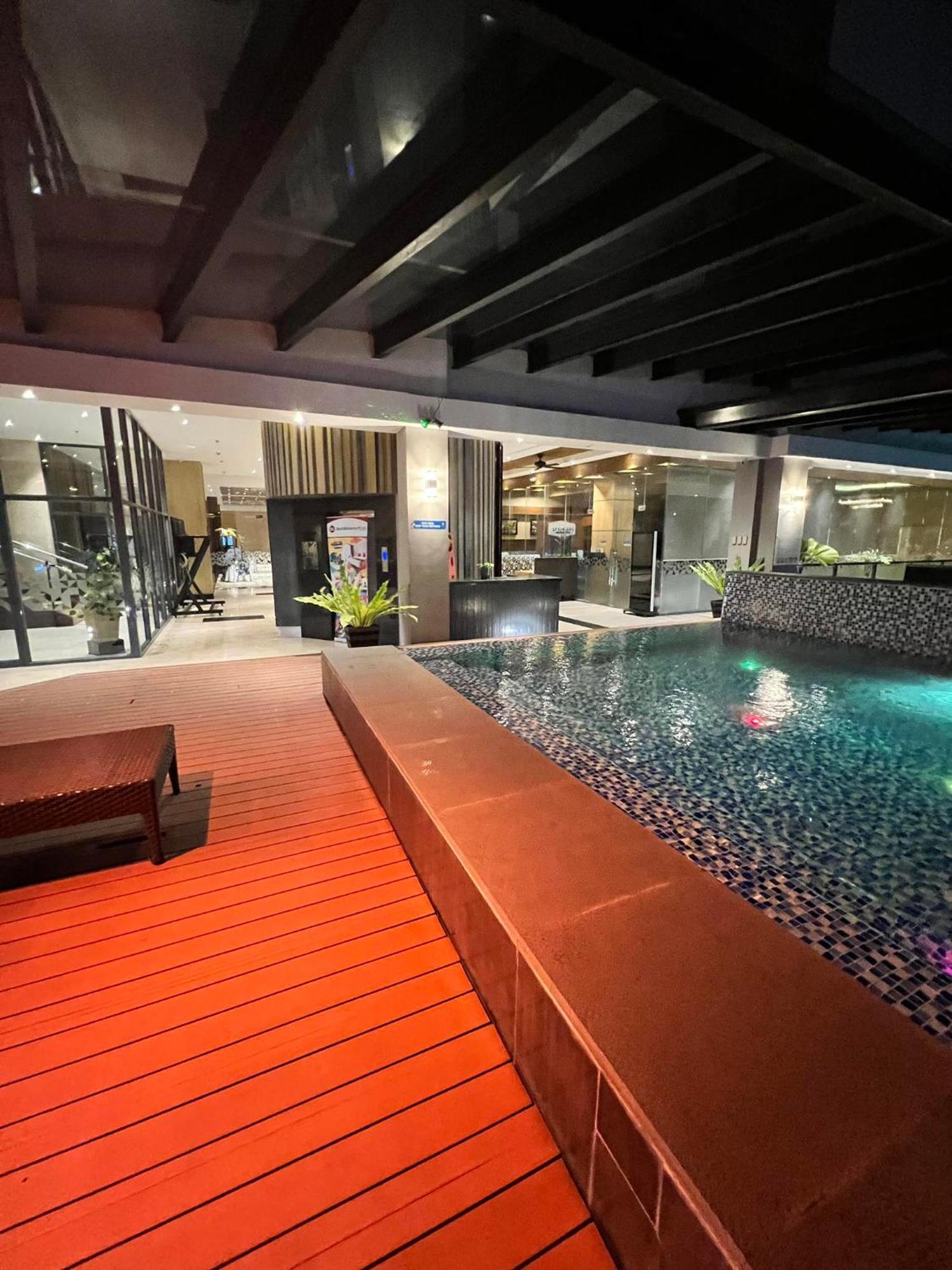 เบสต์ เวสเทิร์น เมโร คล้าร์ก Hotel อังเฮเลส ภายนอก รูปภาพ